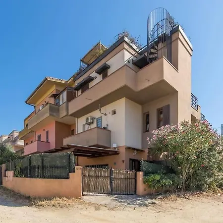 Villetta Caposchiera Con Giardino A Vila